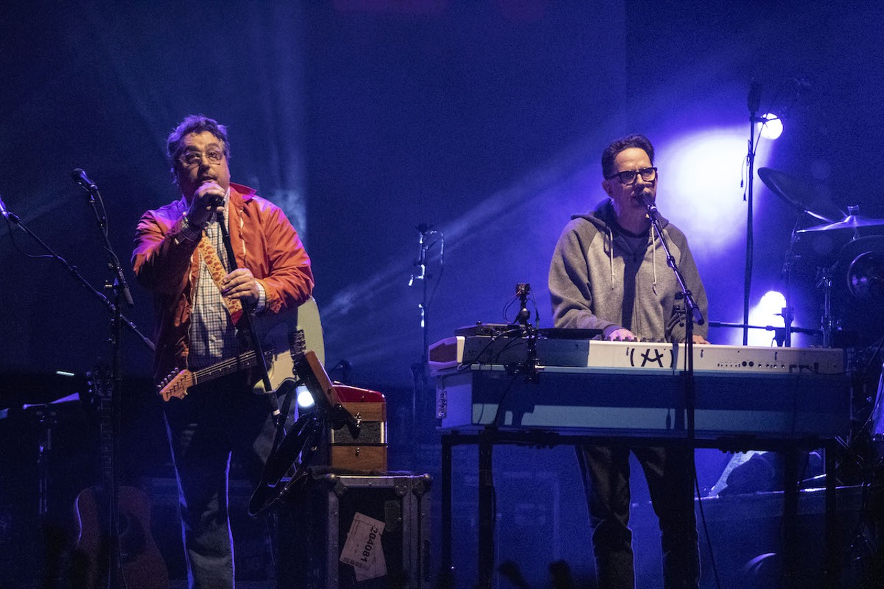 Review: They Might Be Giants gets weird and celebrates ‘Flood’ in all directions during sold-out St. Pete concert [PHOTOS]