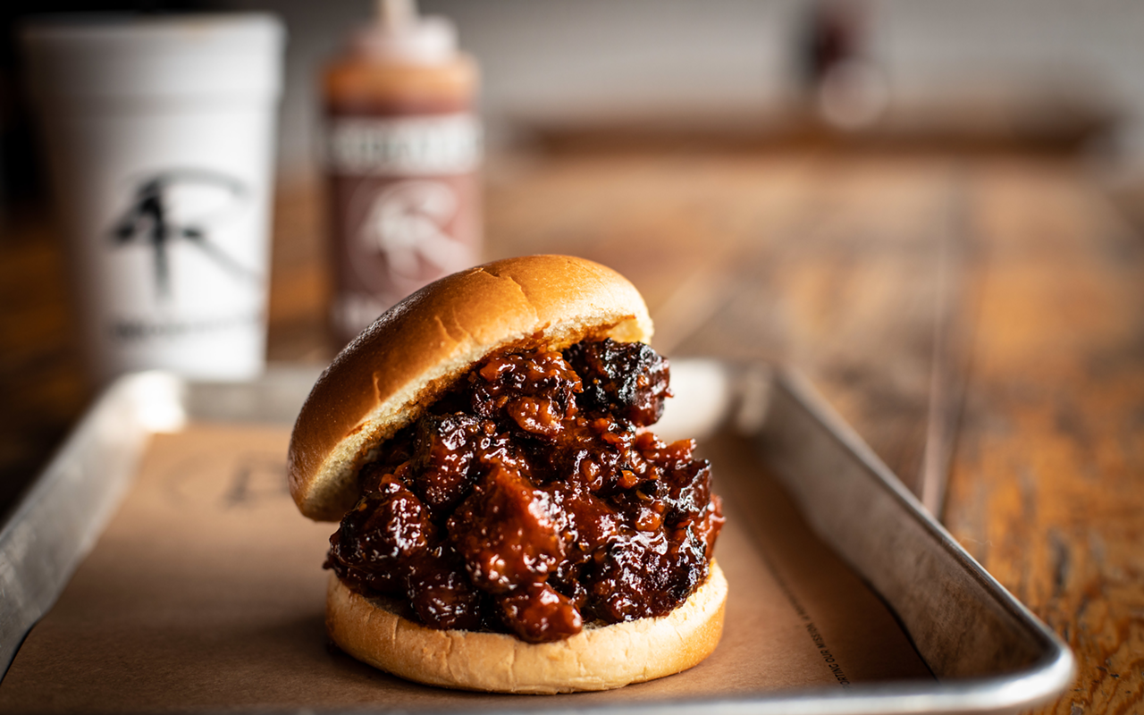 Tampa Bay 4 Rivers locations will now serve vegan Beyond Burnt Ends sandwiches