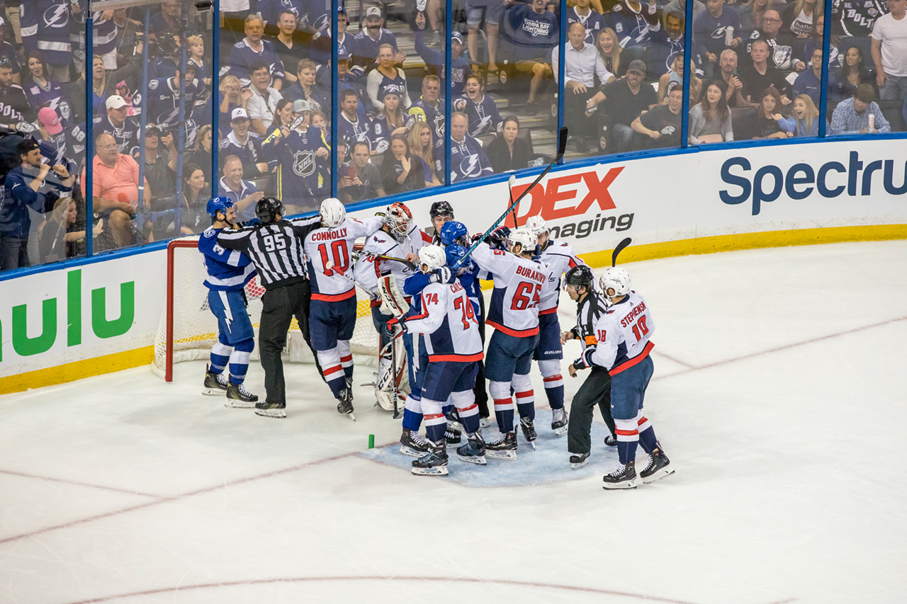 Lightning lose to Capitals 4-2