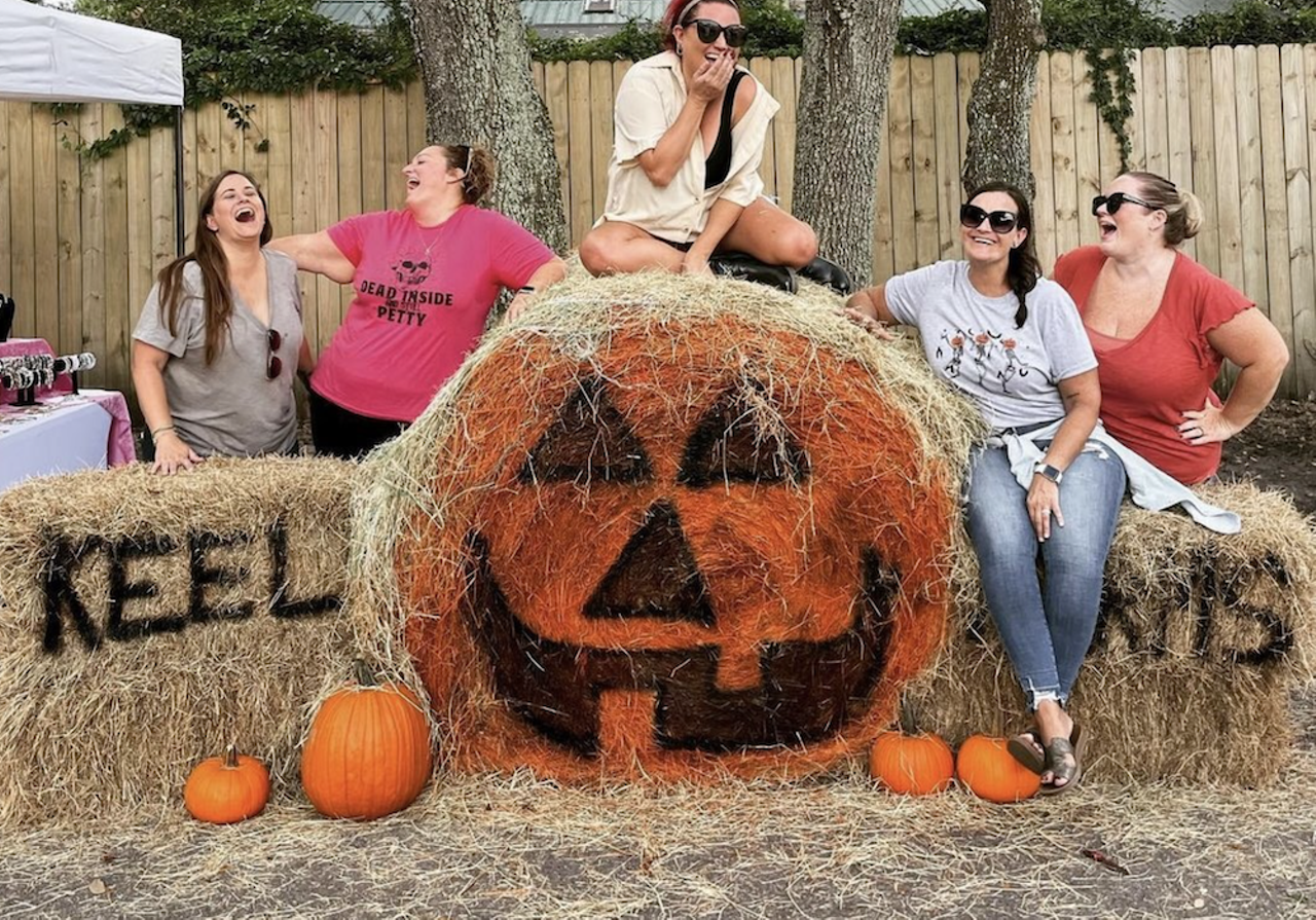 Keel Farms Fall Harvest Days
5202 Thonotosassa Road, Plant City
Saturdays, 10 a.m.-3 p.m., and Sundays, 11 a.m.-3 p.m., in October
Head to Keel Farms for hay rides, camel rides, a pumpkin patch, kid’s corn maze, 30 craft and food vendors, pumpkin painting, a kid zone by Rockin’ Bouncies, and special releases of fall wines, ales, and ciders. Can’t wait until October for some fall flavor? Keel Farms releases their pumpkin cider September 16. Admission and parking to Fall Harvest Days are both free.
Photo via Keel Farms/Facebook