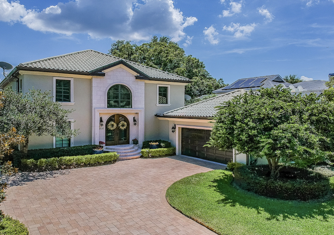 Tampa home once owned by Yankees owner Steinbrenner is on sale for $2.1 million, let's take a tour