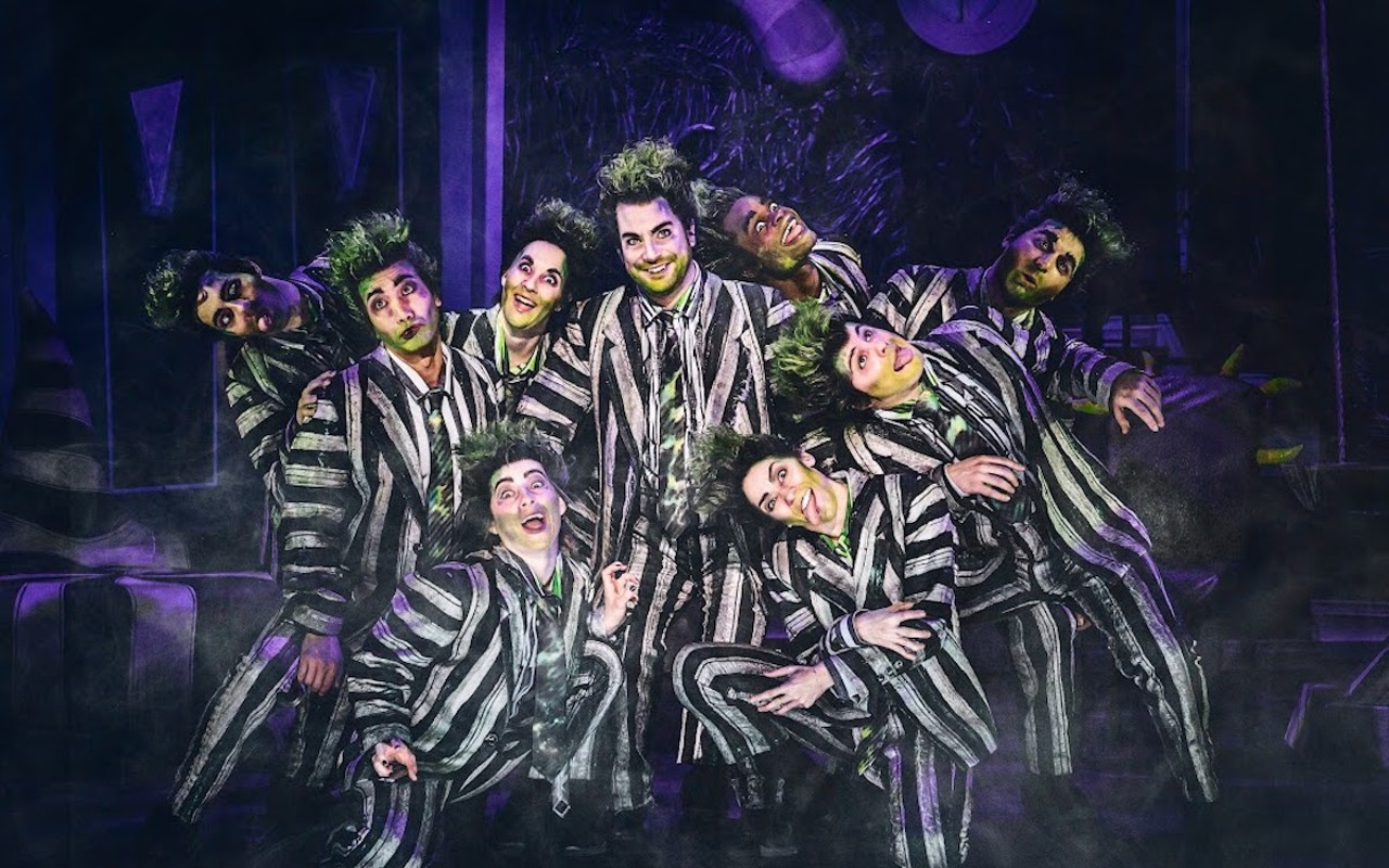 Justin Collette (Beetlejuice) and tour company of Beetlejuice