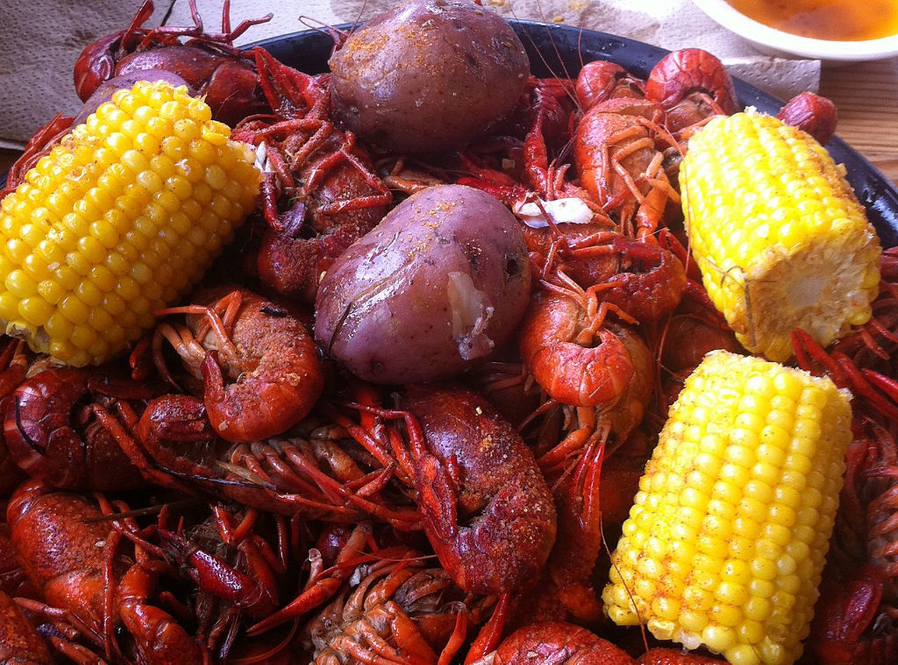Seafood Fest & Crawfish Boil at Tampa Bay DownsSat., Mar. 2, 10 a.m.-5 p.m.
Photo via Giovanni Handal [CC BY-SA 3.0 (https://creativecommons.org/licenses/by-sa/3.0)]