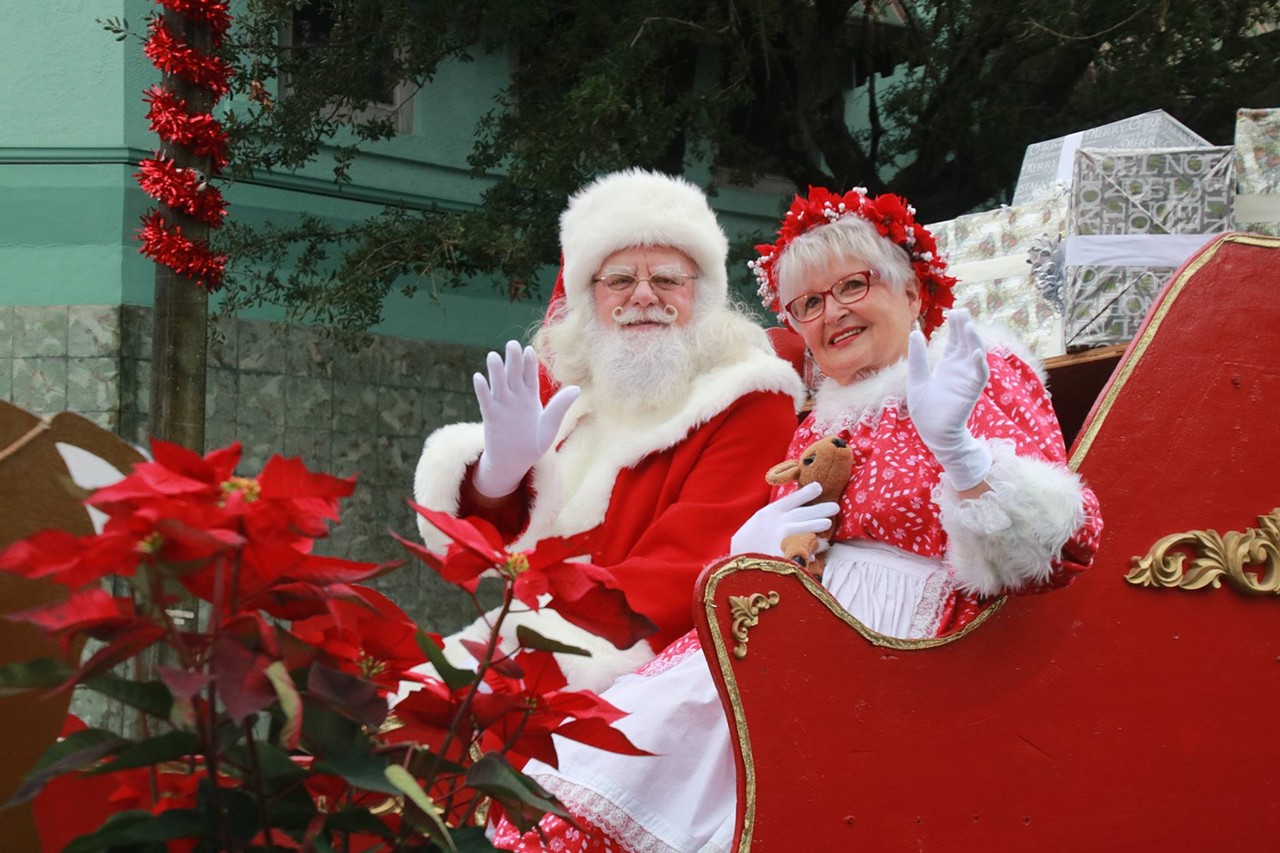  Tarpon Springs Christmas Parade
Downtown Tarpon Springs
Dec. 9
From 10 a.m.-noon, Tarpon Springs is hosting a Christmas parade that will travel throughout downtown, featuring crafts, hot chocolate, and a visit from Santa around 11:30 a.m. This year's route  will travel north on Pinellas Ave. (from Ace Hardware) at Morgan St., then east on Lemon, then north Ring, West on Tarpon Ave. to the Bayou. 
Photo via Tarpon Chamber of Commerce/Website
