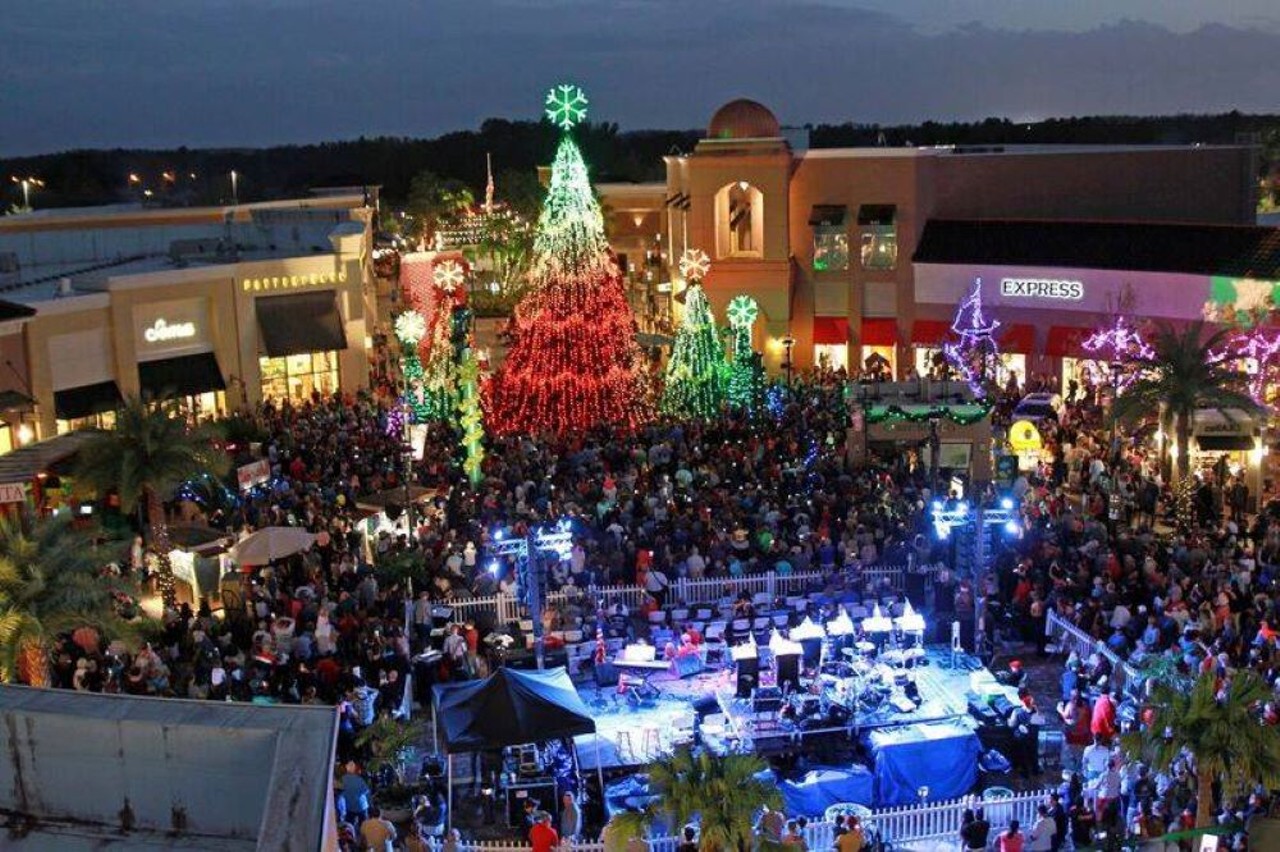  Symphony in Lights&nbsp;&nbsp;
Wiregrass Mall, 28211 Paseo Dr., Wesley Chapel
Now through Dec. 31
Featuring a light show that dances along to Christmas tunes, Symphony in Lights will yet again host this popular festive family-friendly holiday event with food and drink as well as Christmas trees and snowfall. The event runs from 6 p.m.-9 p.m.
Photo via Symphony in Lights/Facebook