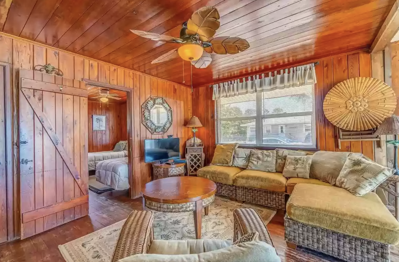 The Florida beach cottage from Woody Harrelson's '90s thriller 'Palmetto' is now for sale