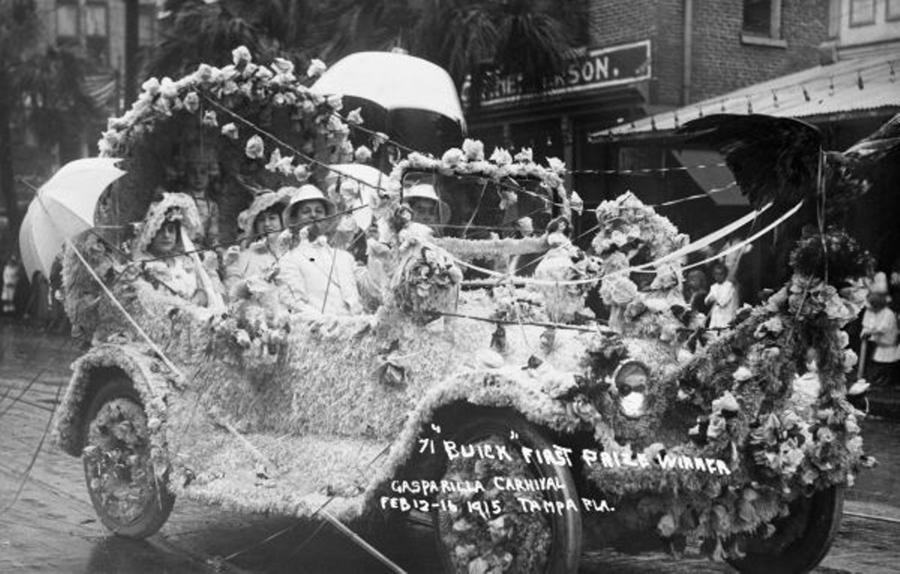 Gasparilla festival Buick float, circa 1915