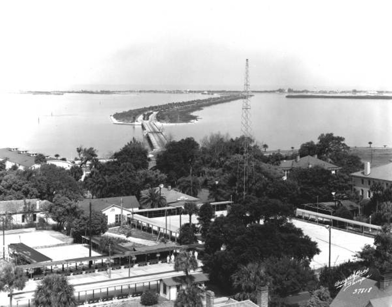 Bird's eye view of Clearwater Lawn Bowling Club and Memorial Causeway bridge. Published 1935.