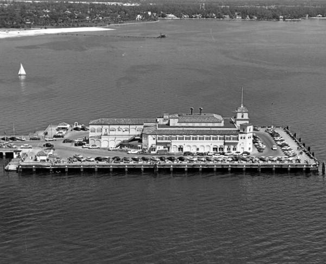 An aerial view of the municipal pier in Saint Petersburg, Florida.. Date unknown.