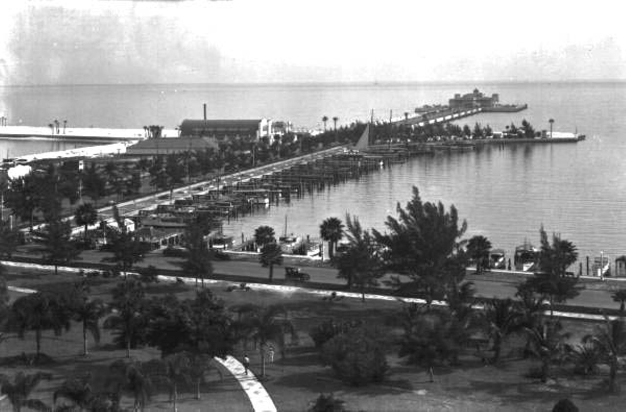 Bird's eye view looking towards the Million Dollar Pier and yacht basin - Saint Petersburg, Florida, circa 1927.