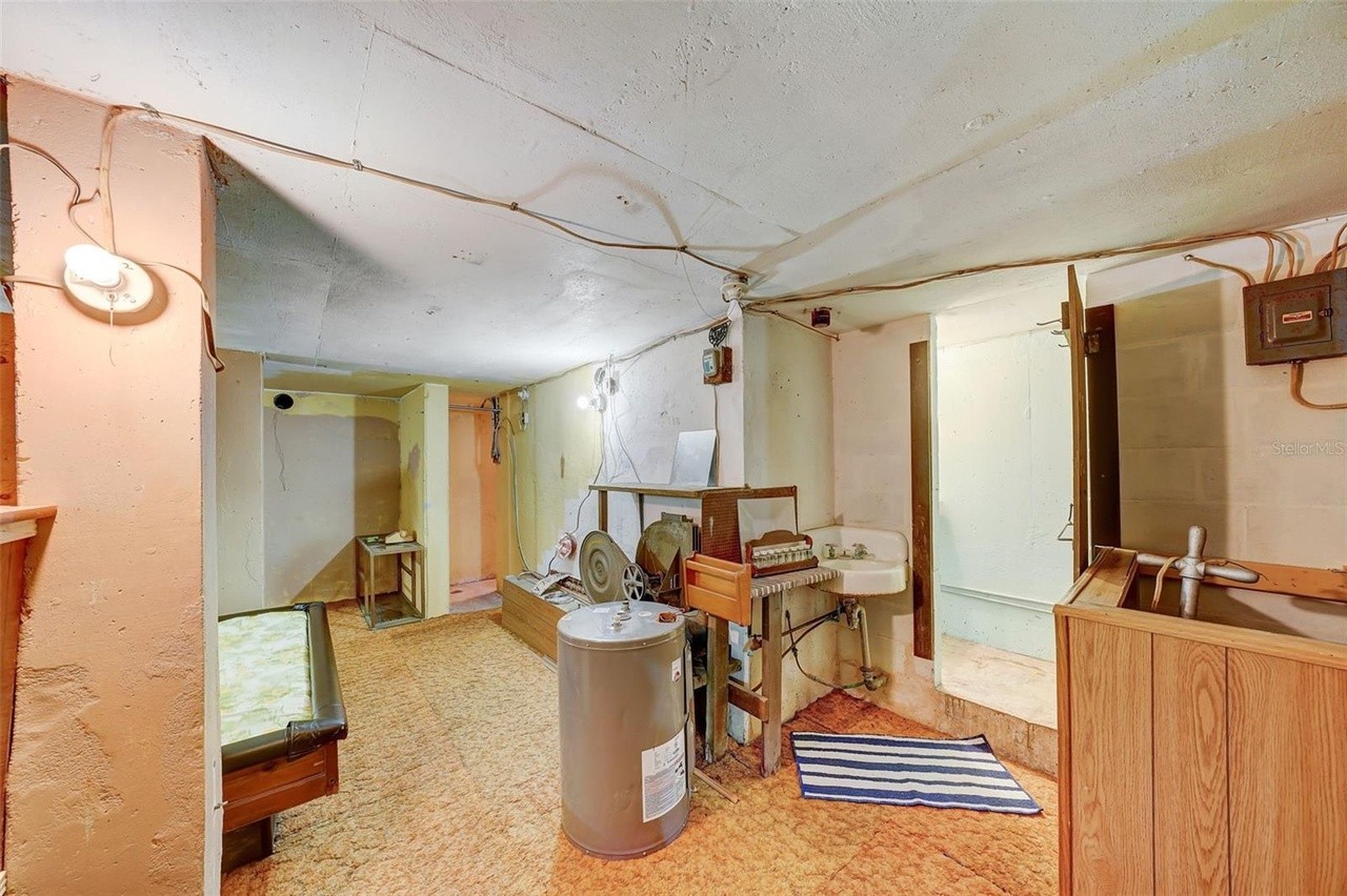 This $265K Tampa Bay house comes with a Cold War-era concrete bunker