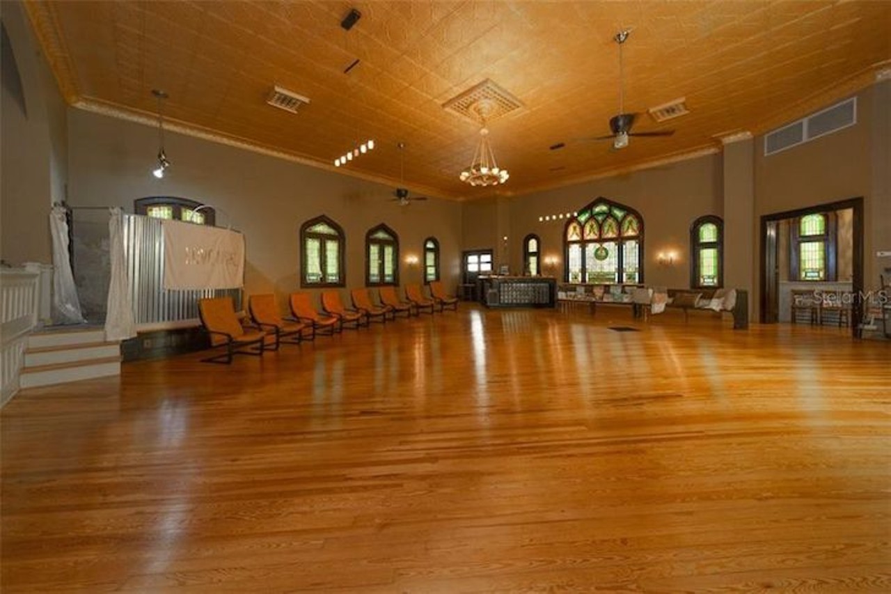 This Tampa Bay church is for sale, and there's a toilet in the middle of the sanctuary