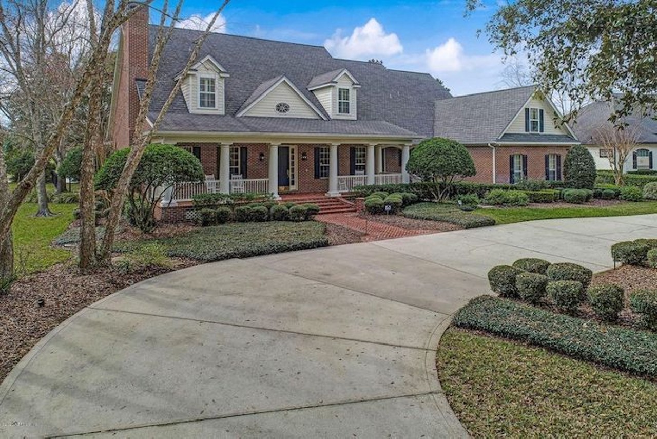Tim Tebow just sold his boring-ass Florida house for $1.4 million