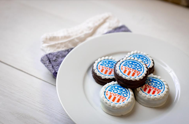 Tampa Bay 4 Rivers locations offer free dessert for customers with an "I Voted" sticker