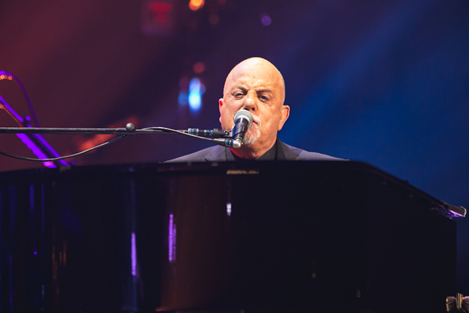 Billy Joel, ever the remarkable Piano Man, bonded with sold-out Tampa audience at Amalie Arena