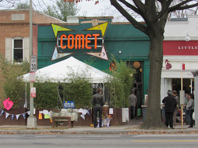 PIZZA PERVS: Comet Ping-Pong, subject of a baseless story about Hillary Clinton’s campaign and a pedophilia ring. - Wikimedia Commons
