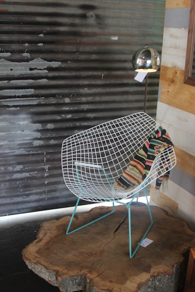SCORE: The Harry Bertoia Diamond Chair. - ALEXA ASENDORF
