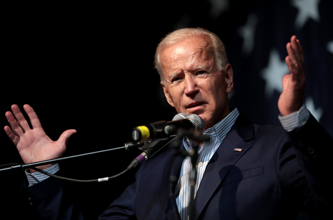 Old man Biden only gets by on Barack Obama’s halo; Biden's son gets by because of who daddy is. - Gage Skidmore [CC BY-SA 3.0 (https://creativecommons.org/licenses/by-sa/3.0)]