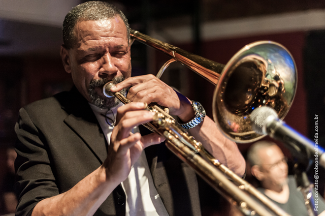 Francisco de Lima who plays Palladium Theater in St. Petersburg, Florida on September 6, 2018. - Robson Deal c/o O Som Do Jazz
