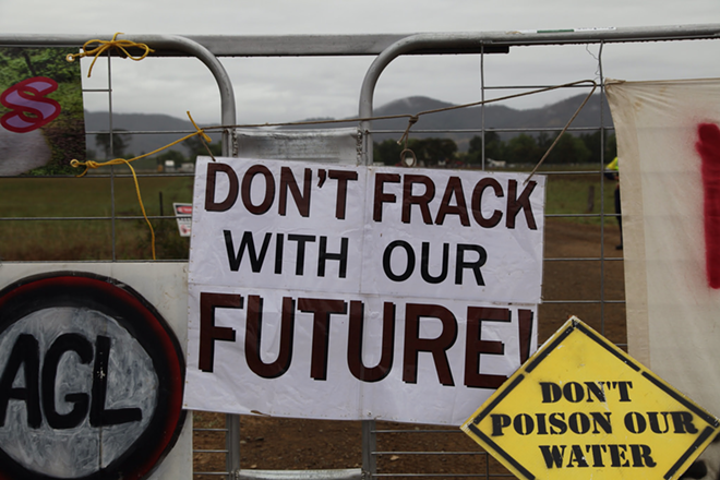Fracking ban advances in Florida Senate