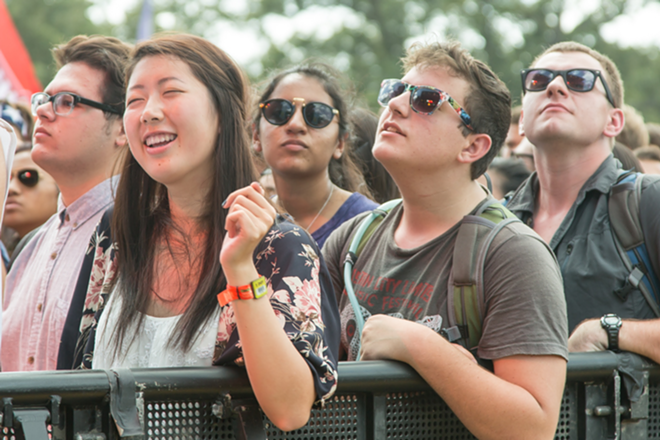 Fans enjoying ACL weekend 2. - Tracy May