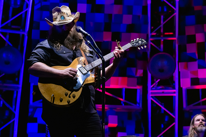 Chris Stapleton travels across genres, cuts through cool night at sold-out Tampa concert