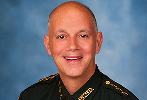 Bob Gualtieri agrees to join panel on sheriffs-ICE agreement at Indivisible-sponsored forum