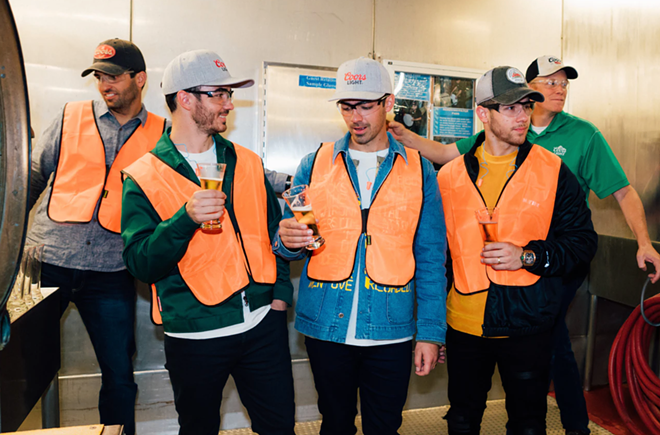 Jonas Brothers’ new limited-edition Coors Light is now available in Tampa