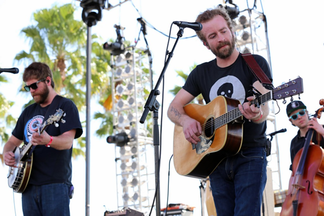 Dave Carroll and Dave Simonett of Trampled by Turtles at Gasparilla Music Festival 2015 - Drunk Camera Guy