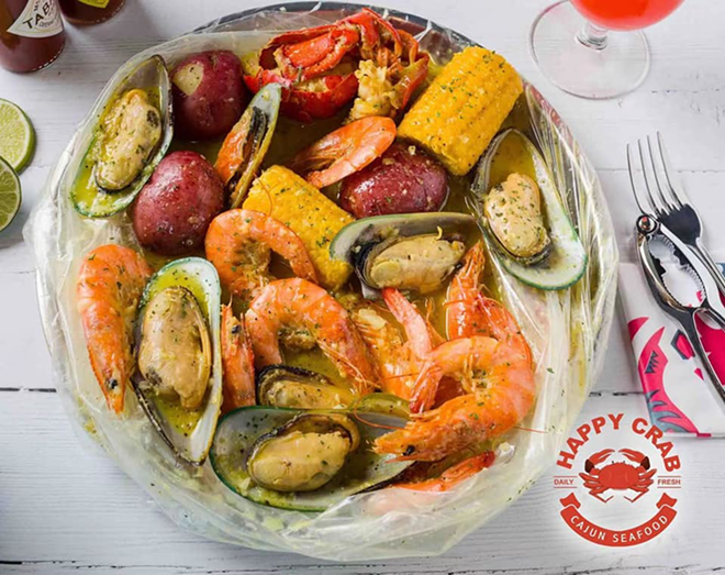New cajun-style seafood boil spot Happy Crab opens for takeout near Tampa’s Belmont Heights