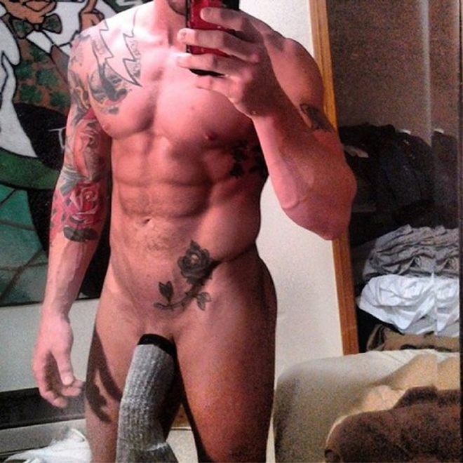 #cockinasock selfies flood Instagram to raise money for testicular and prostate cancer (NSFW) - @justliftit603