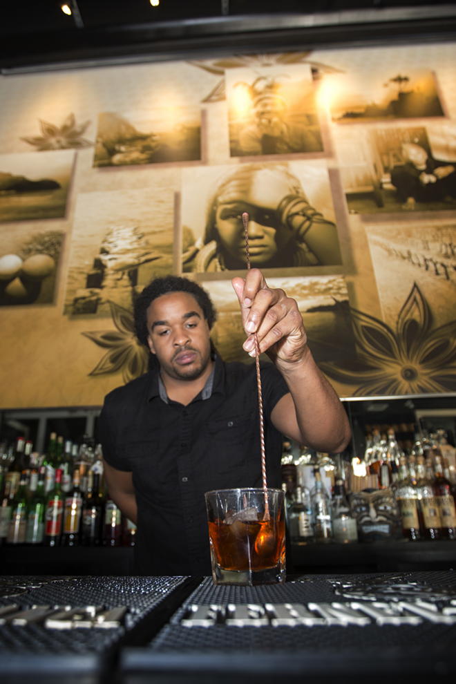 Anise's Justin Gray making an Old Fashioned Old Fashioned. - Chip Weiner