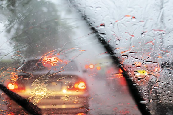 Floridians will finally be able to legally use their hazard lights during rainy weather