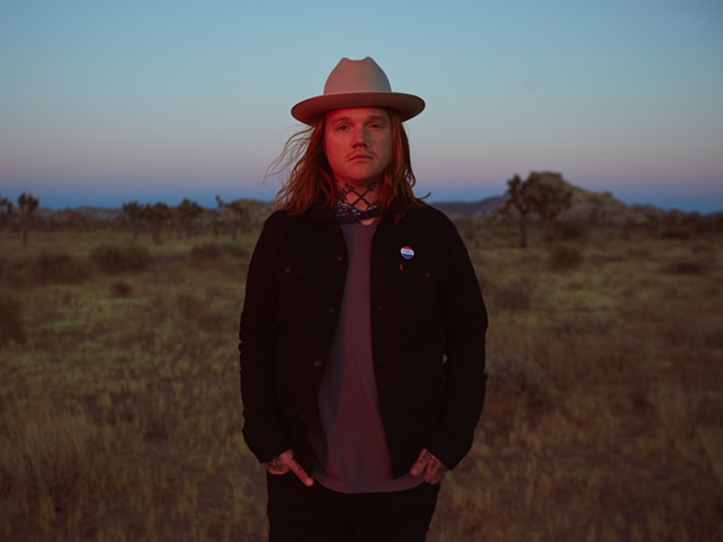 Underoath’s Aaron Gillespie plays solo set in Tampa on Friday
