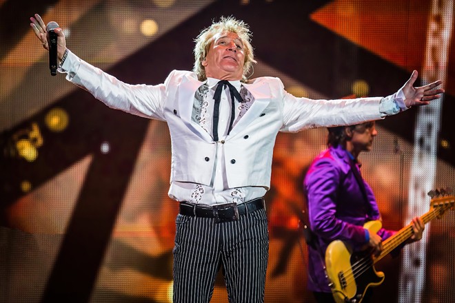 Rod Stewart plays Amalie Arena in Tampa, Florida on Sept. 3, 2022. - Photo by Phil DeSimone
