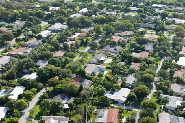 DeSantis signs bill allowing Florida landlords to charge tenants a monthly non-refundable fee in lieu of a security deposit