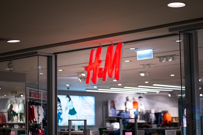 An H&M store in Singapore. - Photo via Nattawit Khomsanit / Shutterstock.com