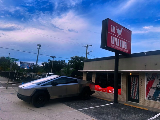 New halal fried chicken restaurant Fryer House opens in Seminole Heights