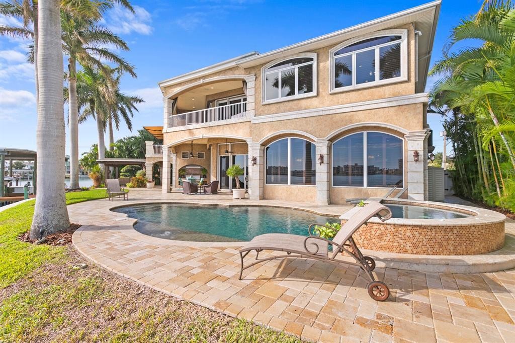 The former St. Pete home of Tampa Bay Bucs legend Mike 'A-Train' Alstott is  now for sale, Tampa
