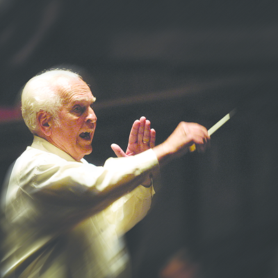 ON THE DOT: Maestro Anton Coppola conducts Turandot for Opera Tampa, 2004.