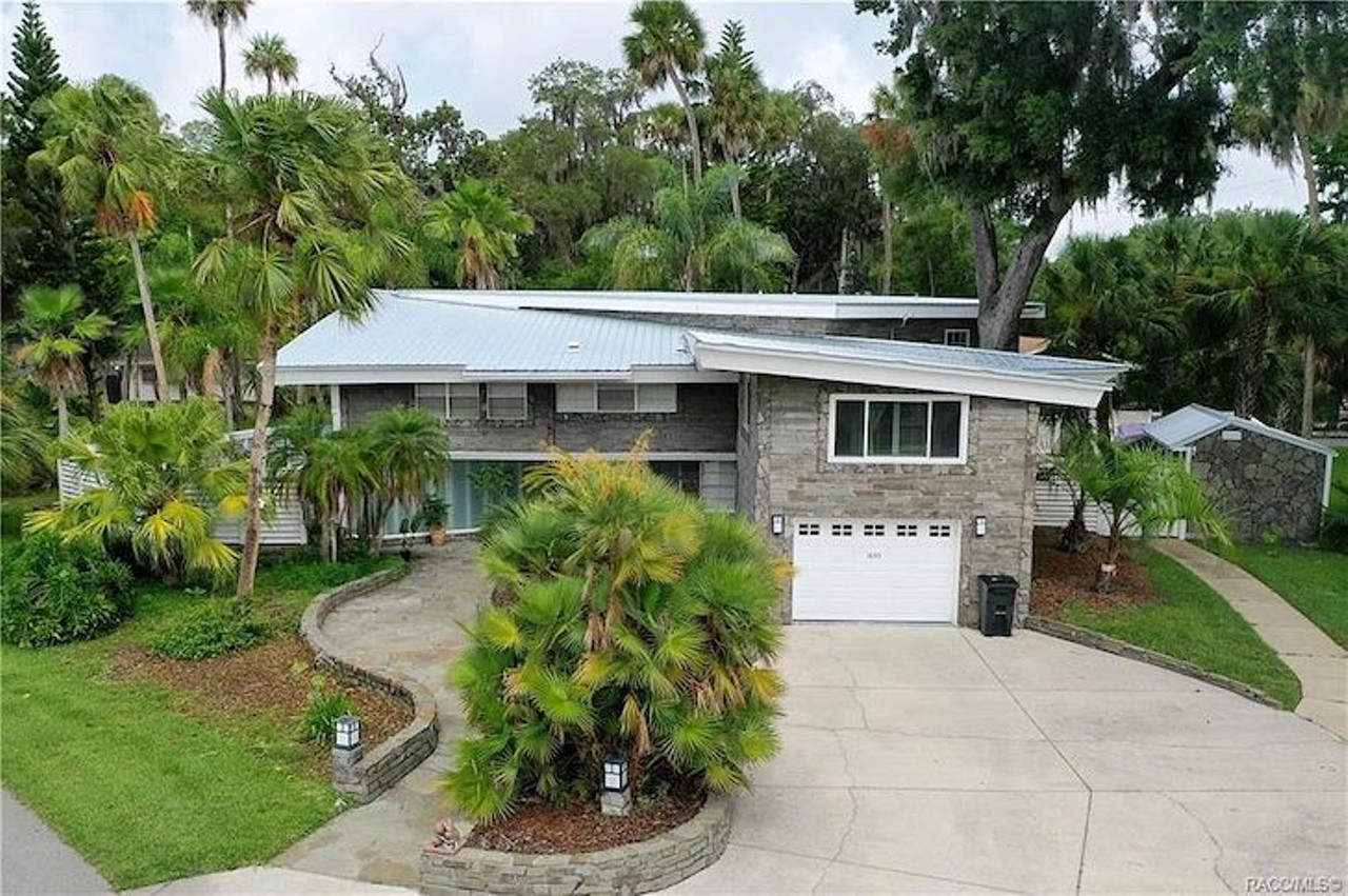 This midcentury &#145;bird cage house&#146; is now for sale in Tampa Bay