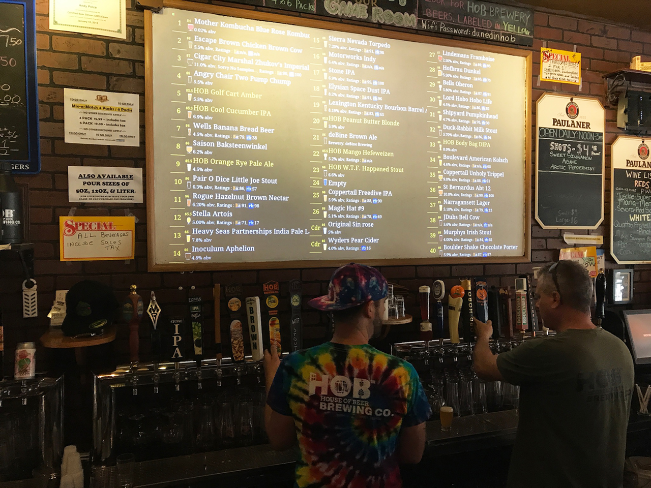 There's a generous list of brews on hand, but HOB Brewing Company's selections are too tempting to pass up.